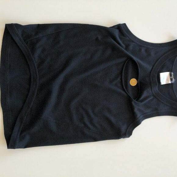 Authentic Chanel Vintage Tank - Picture 12 of 12